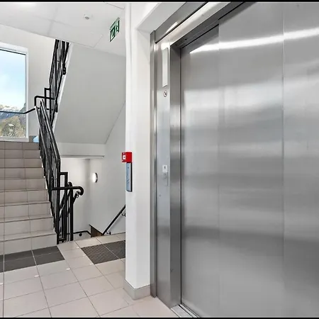 Central City Apartment Lägenhet